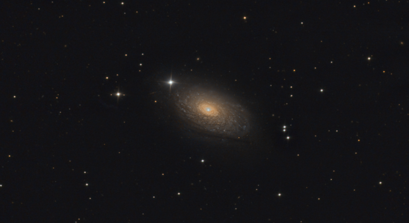 Galaxie, astrophoto, zwo asi 485, skywatcher, télescope, Haute-Savoie, France, astronomie, M63, Galaxie du Tournesol